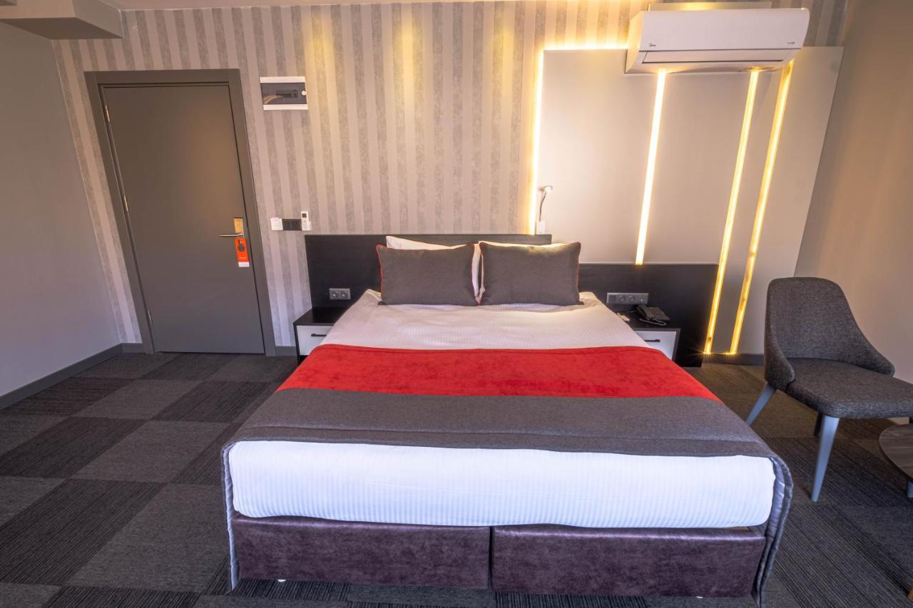 Methishotel Karsiyaka  Esterno foto